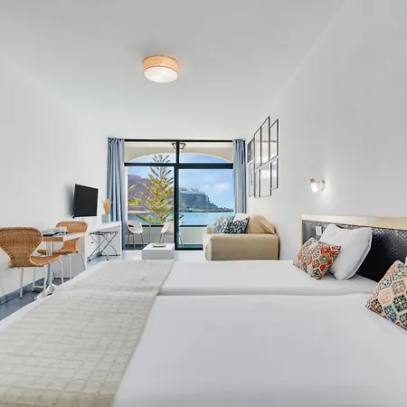 Paradise Playa Del Cura Apartment *